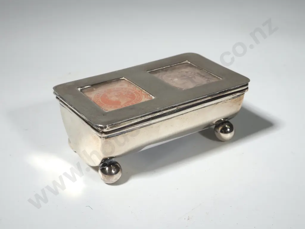 Sterling Silver Stamp Box - Birmingham 1900 Image 1++