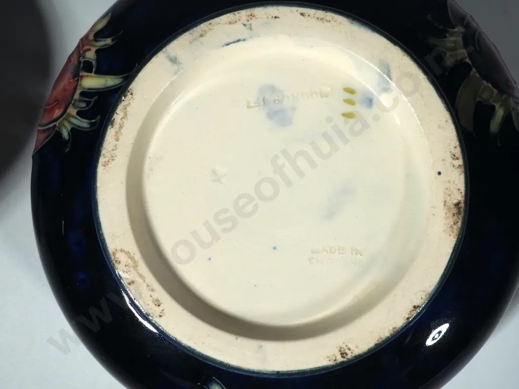 Moorcroft Powder Bowl, Anemones on a Blue Ground. Diam.140mm x Hgt 65mm Image 1++