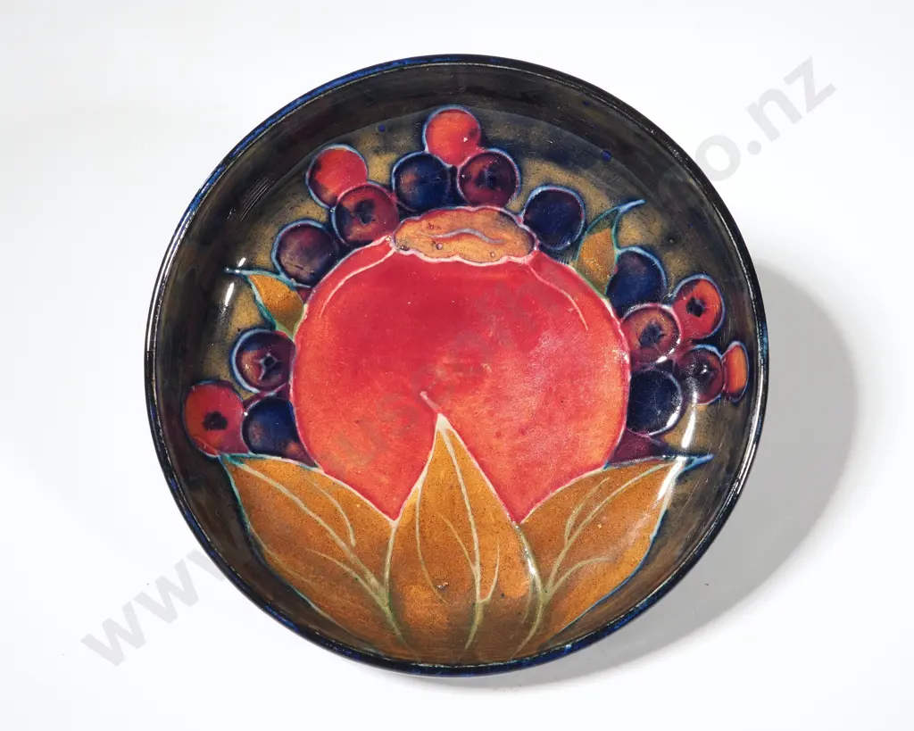 Moorcroft Dish in the Pomegranate Pattern. Green Signature. Diameter 100mm Image 1++