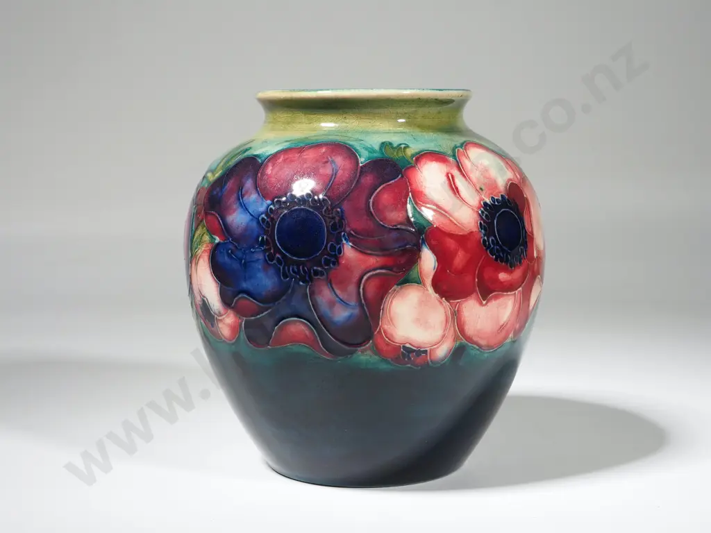Moorcroft Bulbous Vase decorated with Anemones. Blue Signature. Hgt 135mm Image 1++