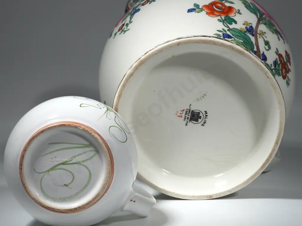 Large Maling Wash Jug Decorated with Roses and a Small Pottery Jug Image 1++