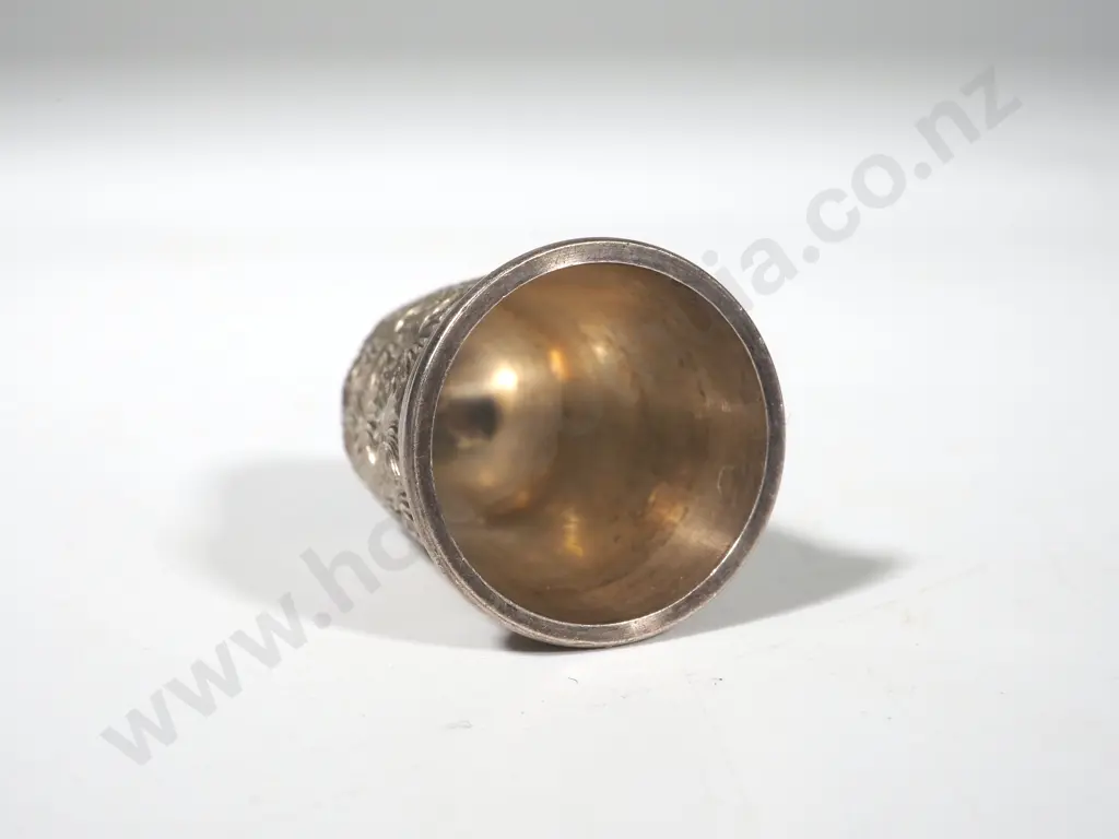 Sterling Silver Thimble - Maker: Charles Horner - Chester 1895 Image 1++