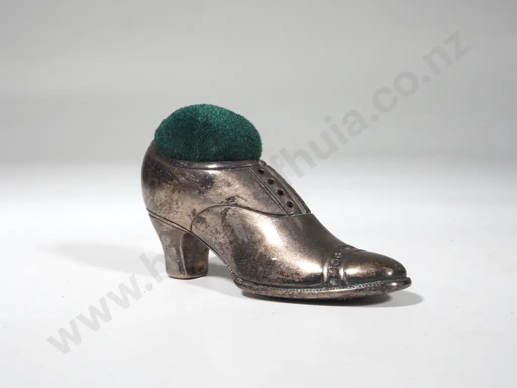 Sterling Silver Pin Cushion in the Form of a Boot. Marked 925 Image 1++