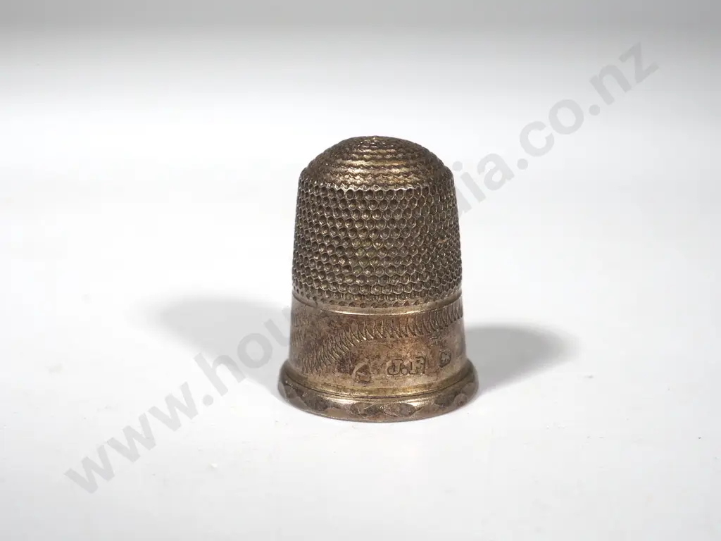 Sterling Silver Thimble - Maker: James Fenton Image 1++