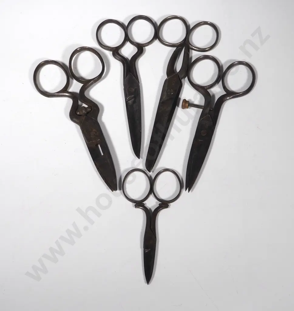 Six Pairs of Vintage Stainless Steel Scissors  Image 1++