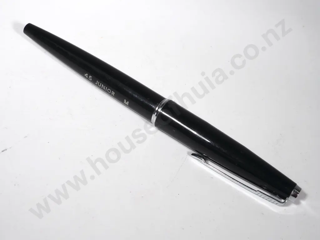 One Unboxed Vintage Parker Junior 45 Cartridge Fountain Pen Image 1++