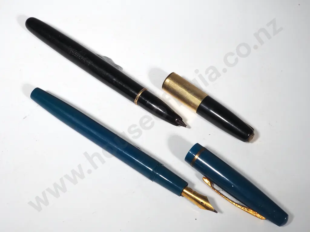 Two Vintage Waterman Fountain Pens Image 1++