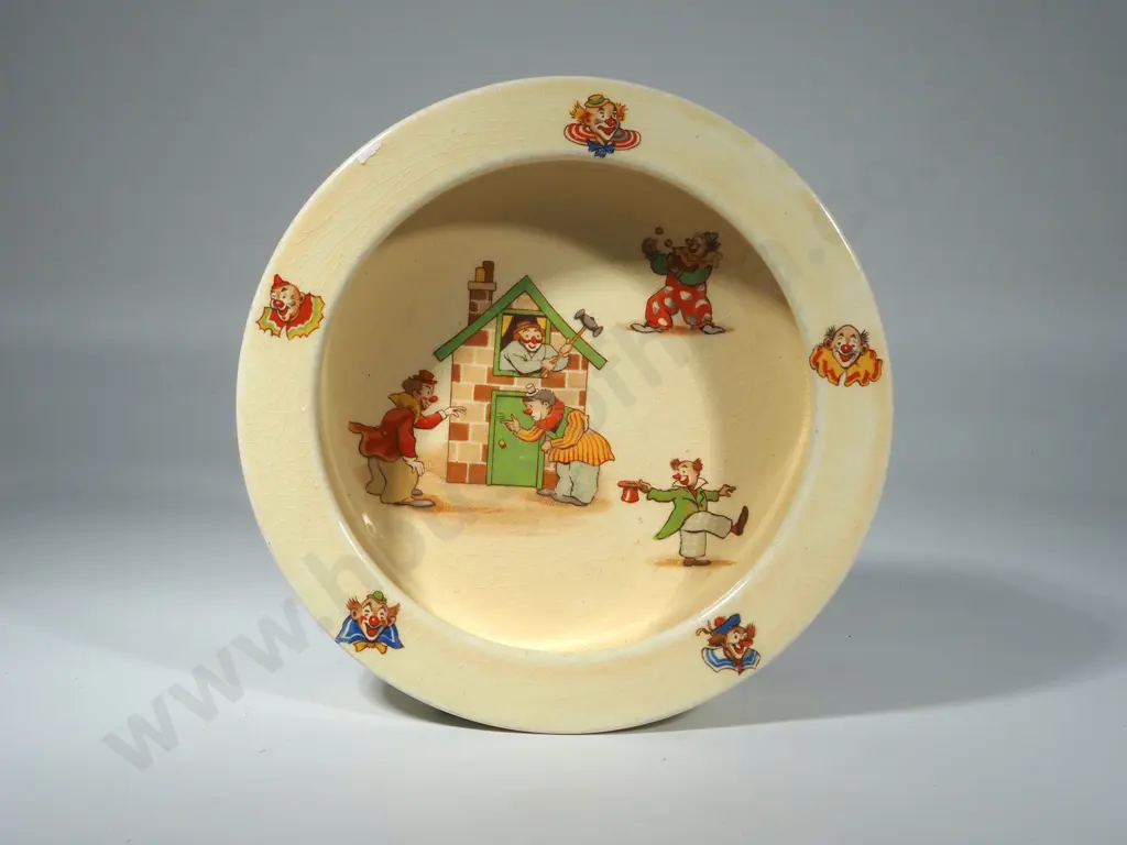 Royal Winton Child's Bowl "Circus Scenes" Image 1++