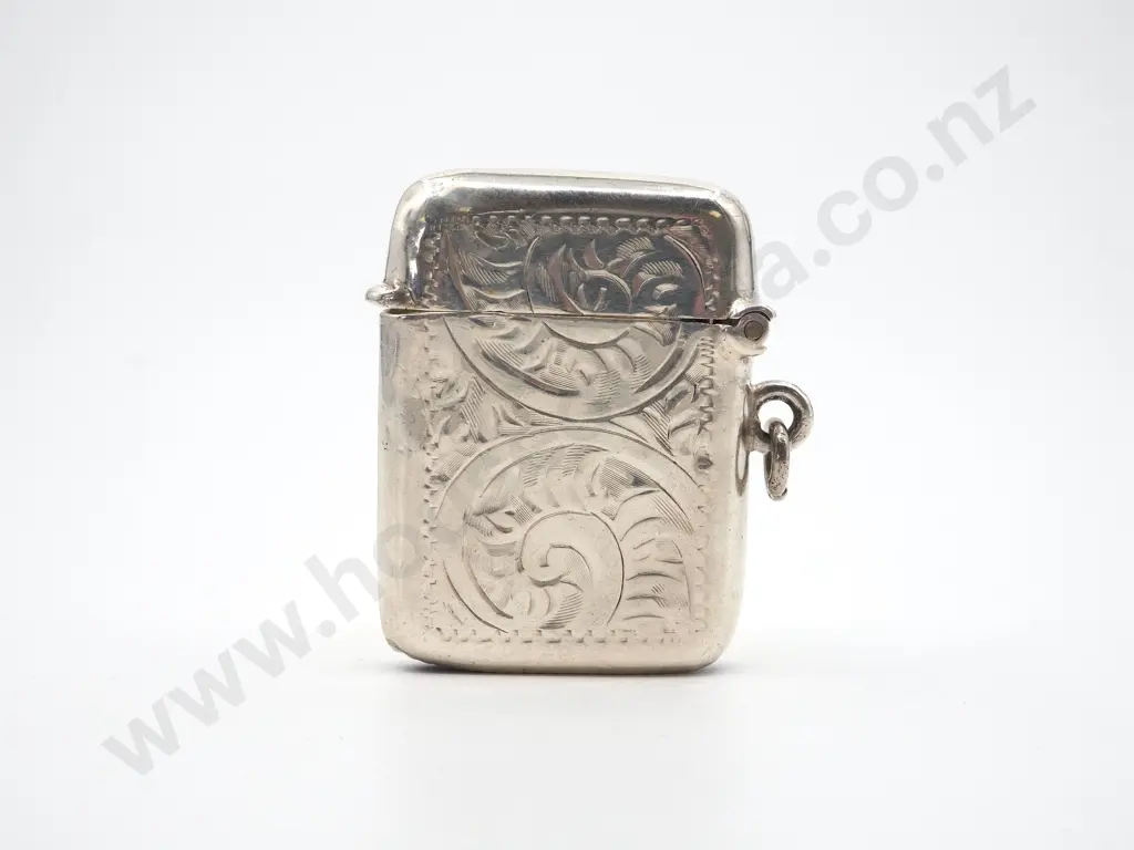Sterling SIlver Engraved Vesta Case  Image 1++