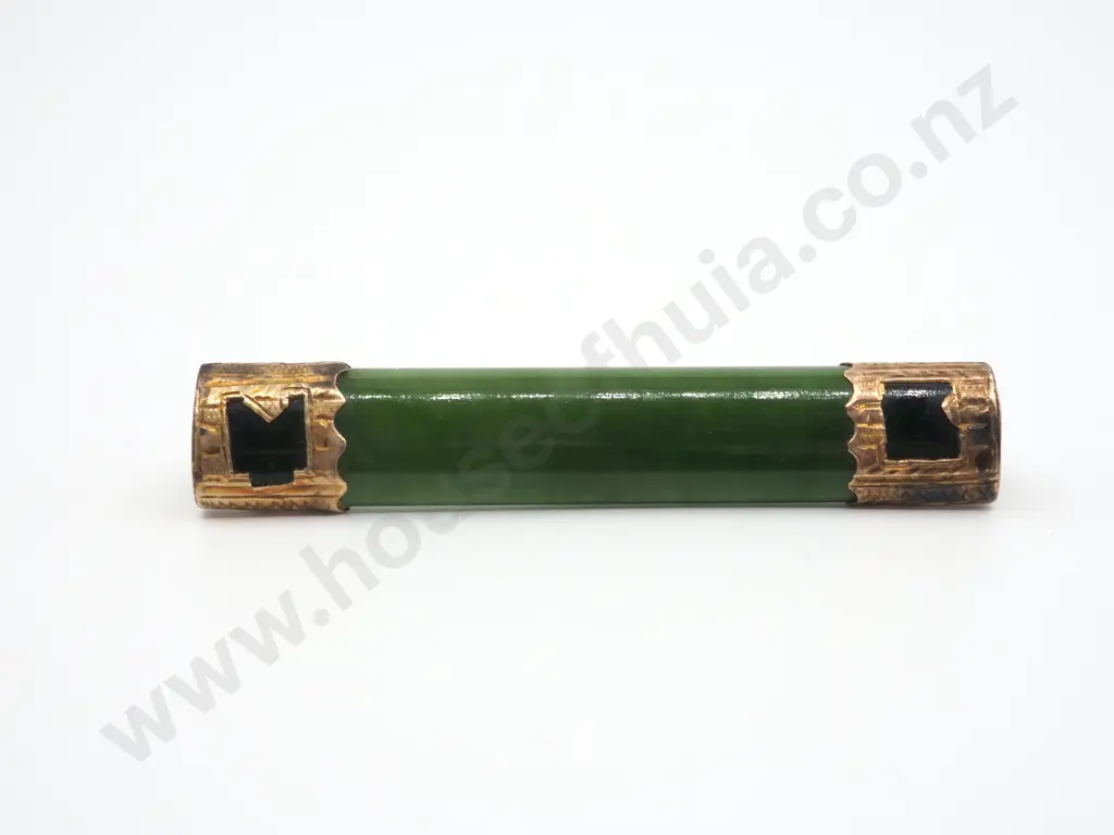 9ct Gold Greenstone Bar Brooch w Gold Mounts Image 1++