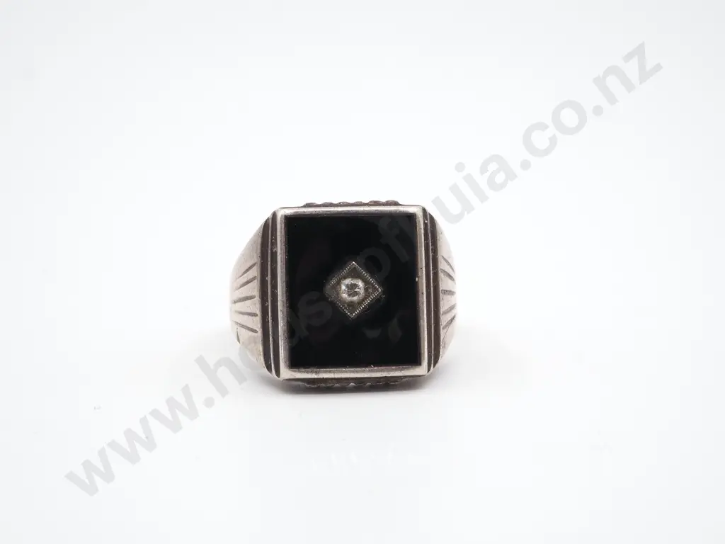 Sterling Silver Onyx Gents Signet Ring Image 1++