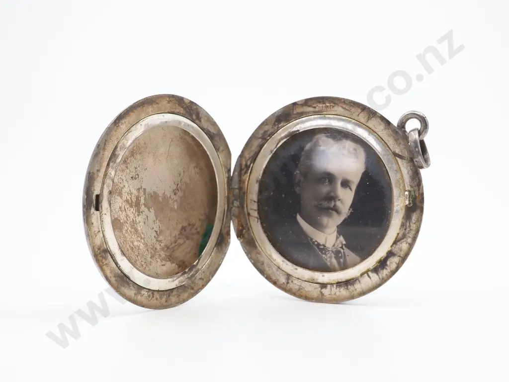 Circular Sterling Silver Locket with Plain Body. Initialled Image 1++
