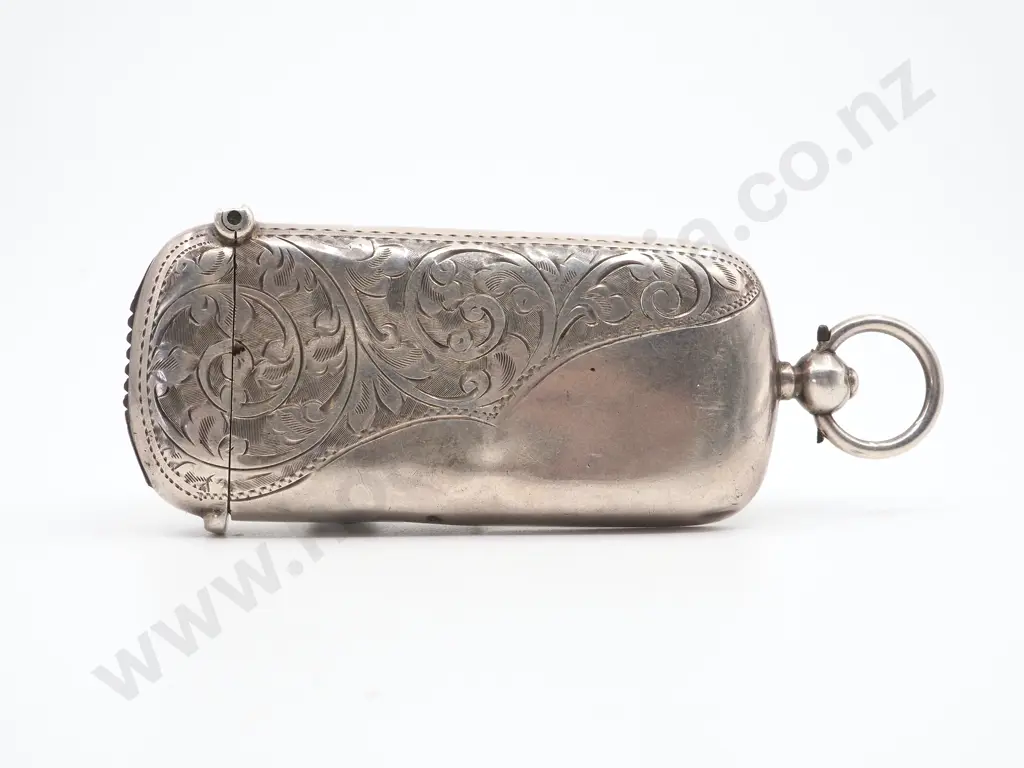 Sterling Silver Vesta /Sovereign Case A/F (Missing Sovereign Case Lid) Image 1++
