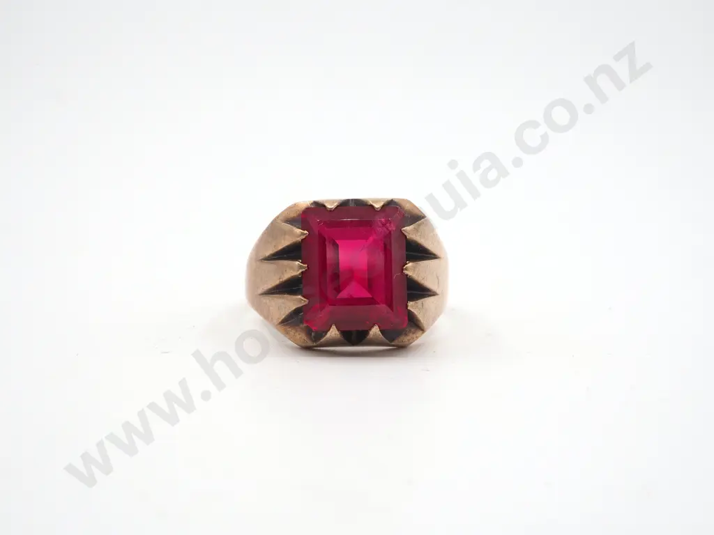 9ct Gold Synthetic Ruby Ring Image 1++