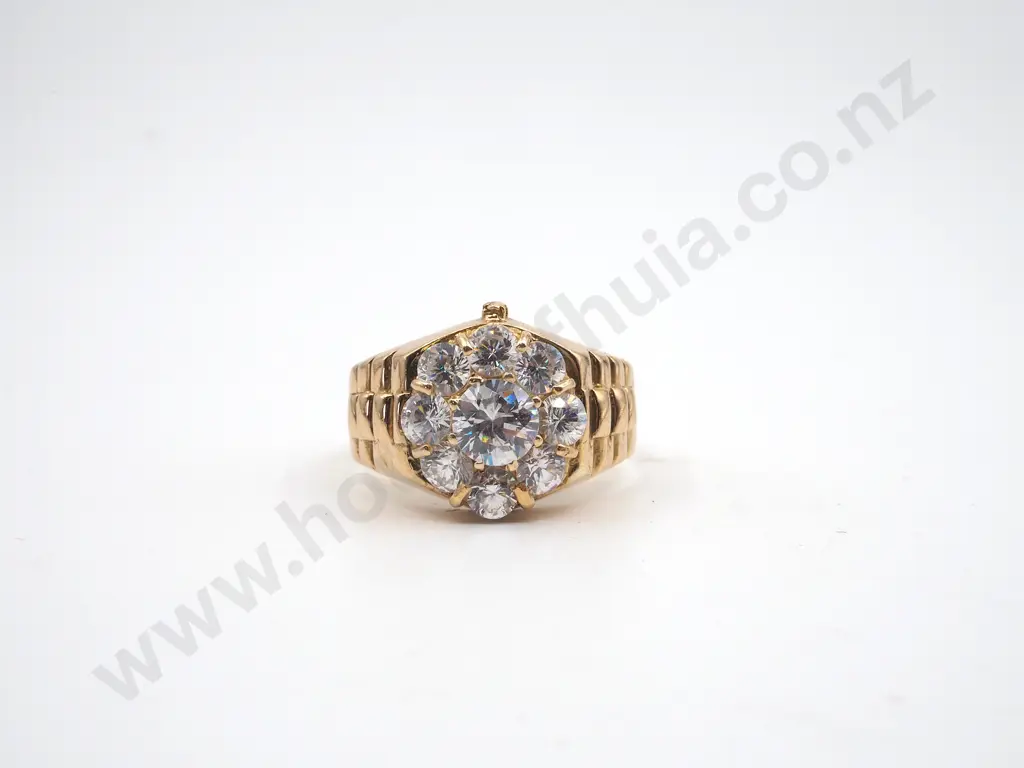 14ct Gold Sparkly CZ Ring Image 1++