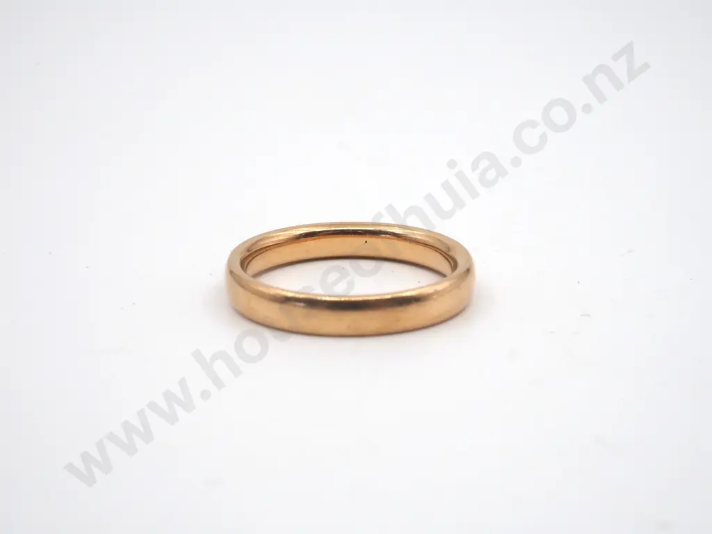 9ct Gold Wedding Band Image 1++