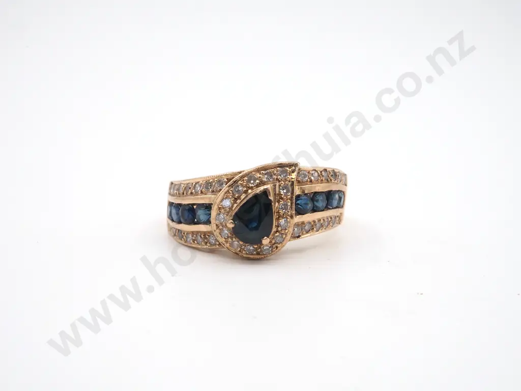Vintage 14ct Gold Sapphire & Diamond Ring Image 1++