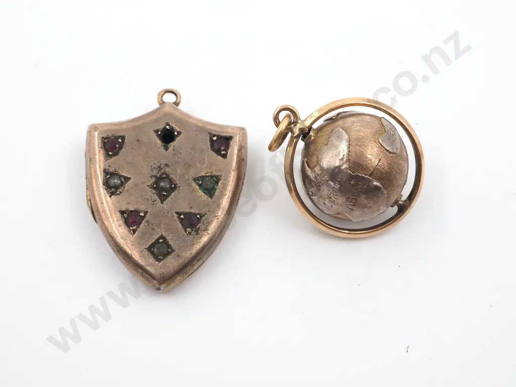 Sterling Silver Crest Locket w Gems and Internal Gilt; Rolled Gold Globe Pendent Image 1++