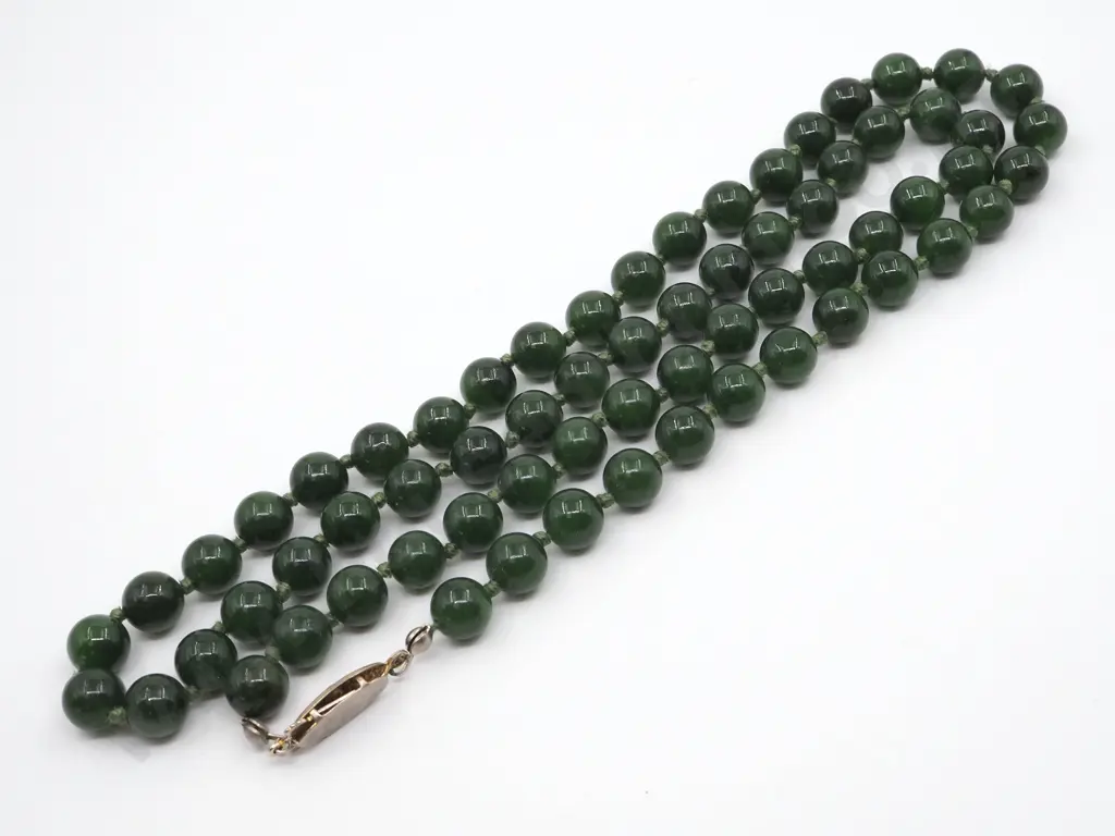 Greenstone Bead Necklace  Image 1++