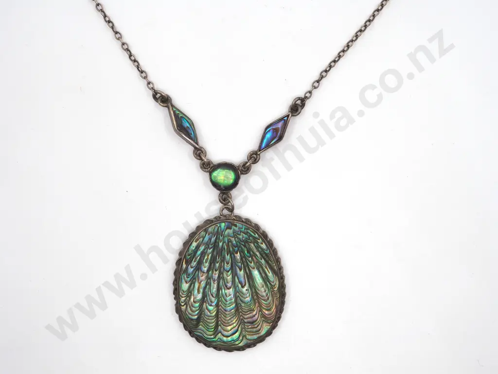 Large Sterling Silver Paua Scollop Shaped Shell Pendant on Silver Chain Image 1++
