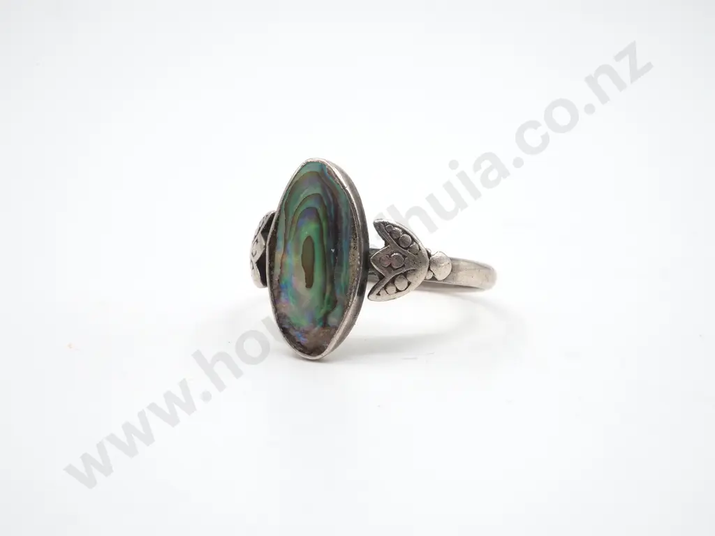 Sterling Silver Pāua Ring Image 1++