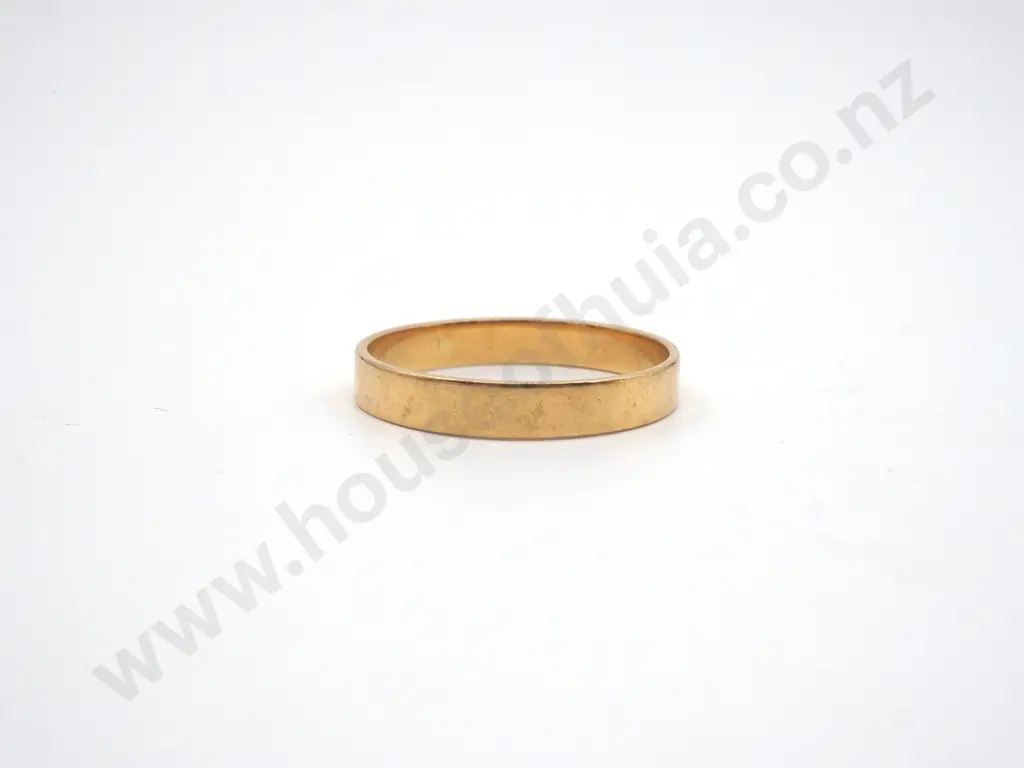 9ct Gold Wedding Band Image 1++