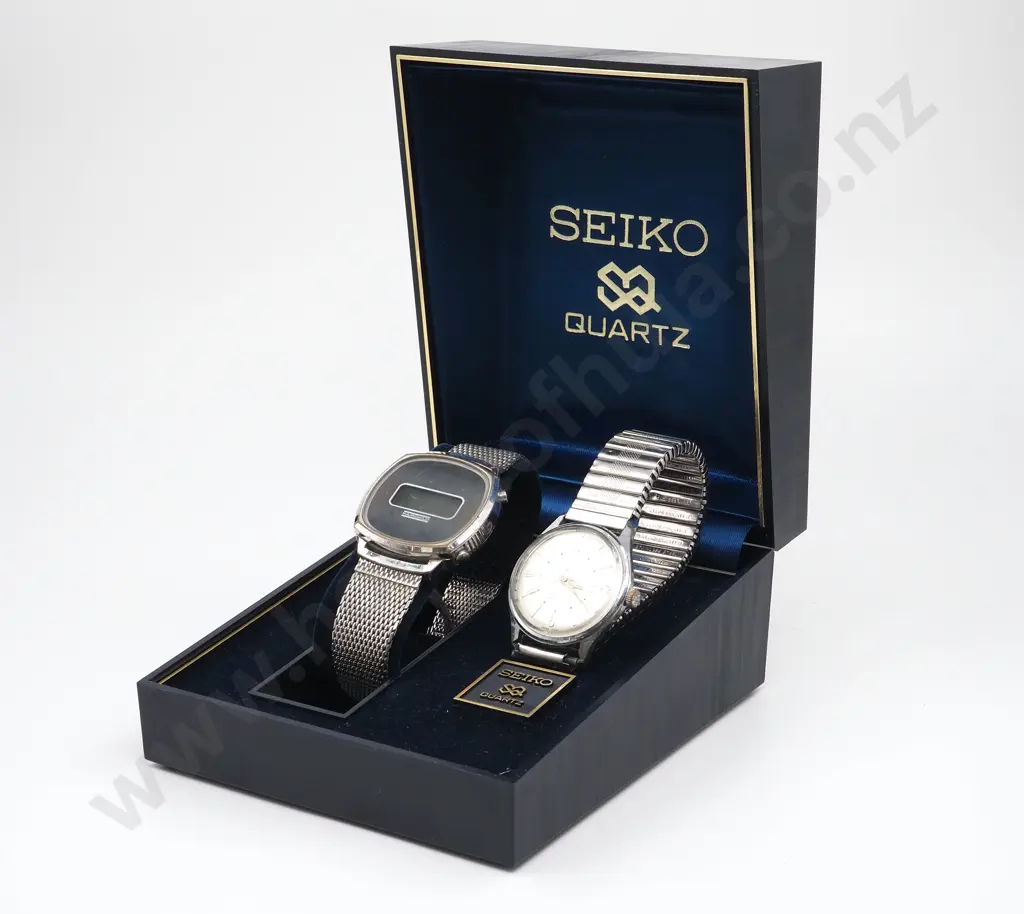 Boxed Quartz Seiko Gentlemens Wristwatch & Ramino Flexi Strap Wristwatch Image 1++