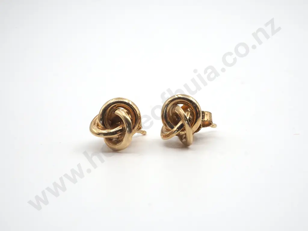 9ct Gold Tri Circle Earrings Image 1++