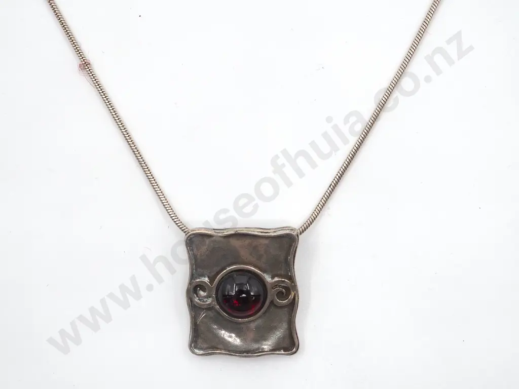 Sterling Silver Arts & Crafts Style Pendant with Cabochon Garnet & a Silver Chain Image 1++