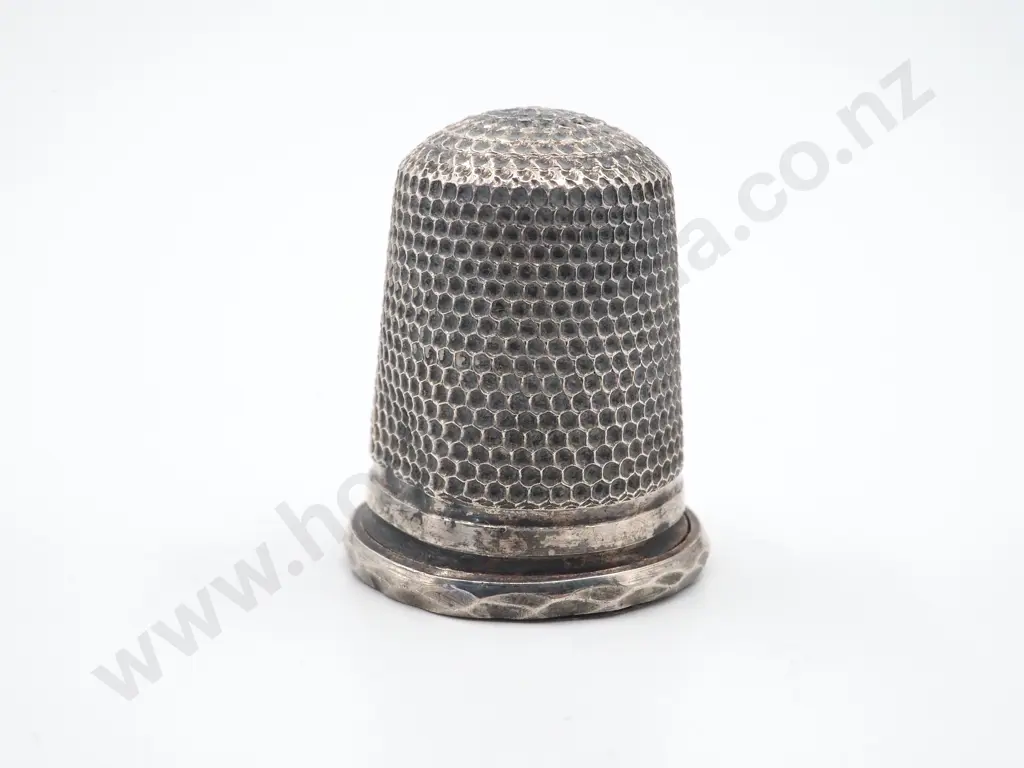 Sterling Silver Thimble. Maker JF Image 1++