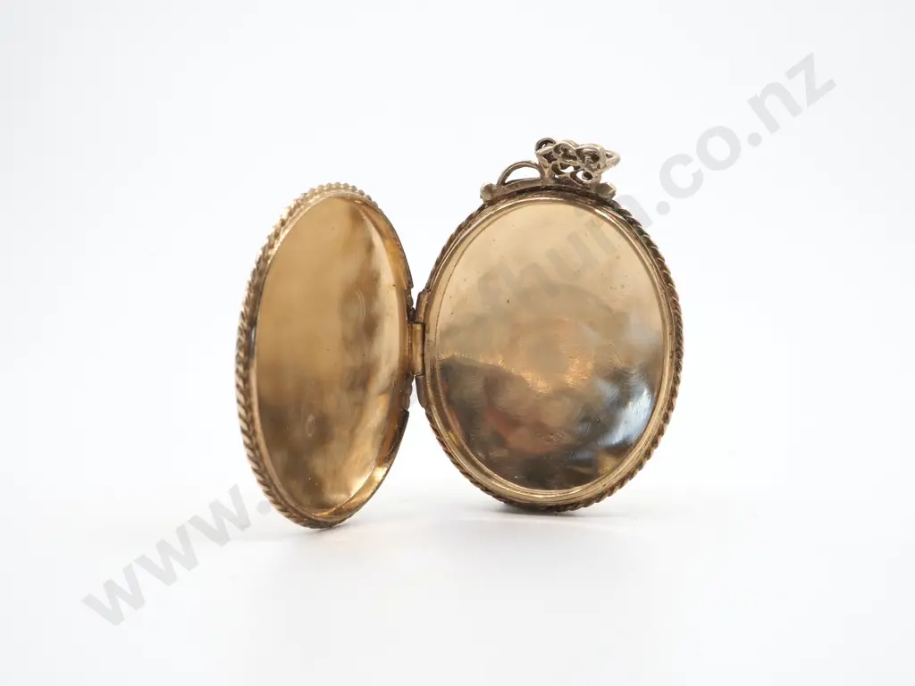 Oval Sterling Silver Gilt Locket with Partial Engraving to Front Image 1++