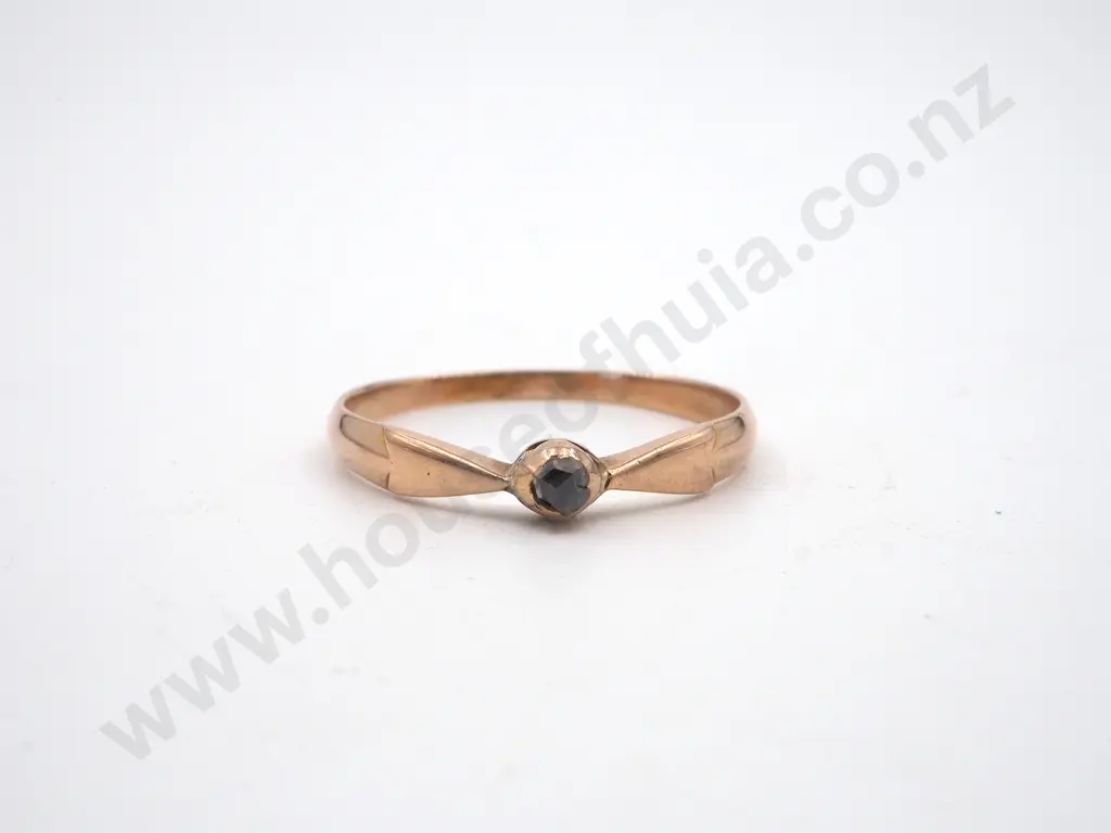 9ct Rose Gold Ring w Rose Cut Diamond Image 1++