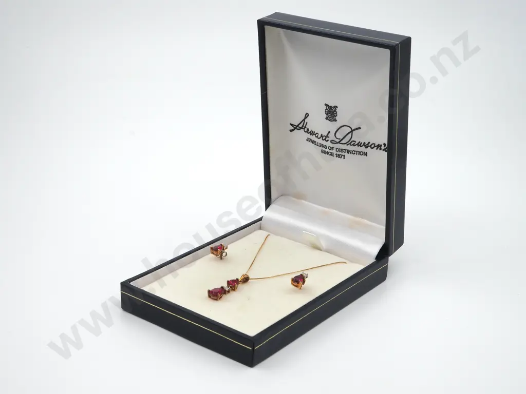 Cased Earring Necklace Set 9ct Gold w Gems Image 1++