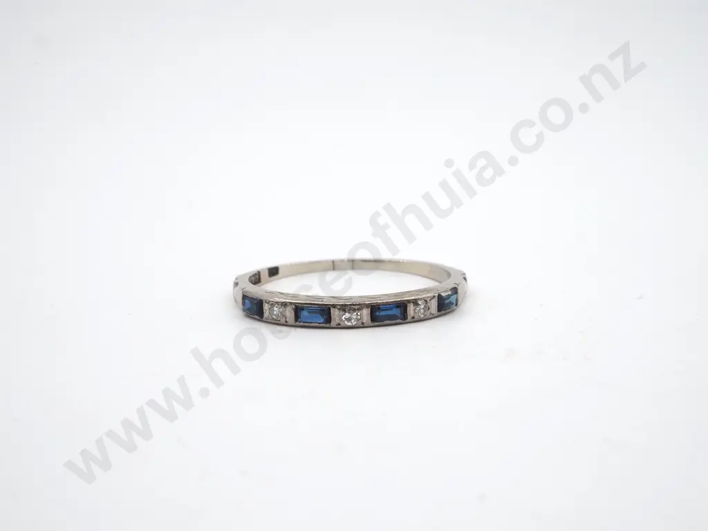 Antique Diamond & Sapphire Platinum Ring Image 1++