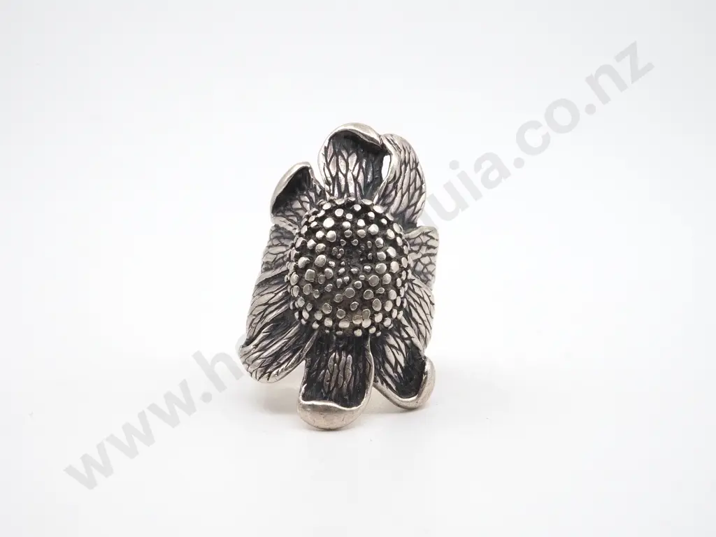 Sterling Silver Flower Ring Image 1++