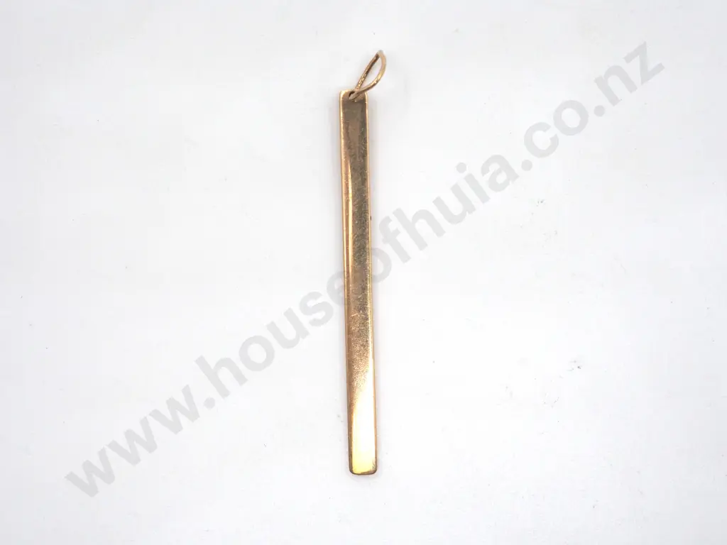 9ct Gold Bar Pendant Image 1++