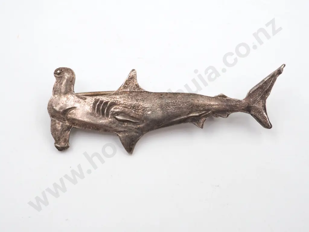 Vintage Sterling Silver Hammerhead Shark Brooch Image 1++