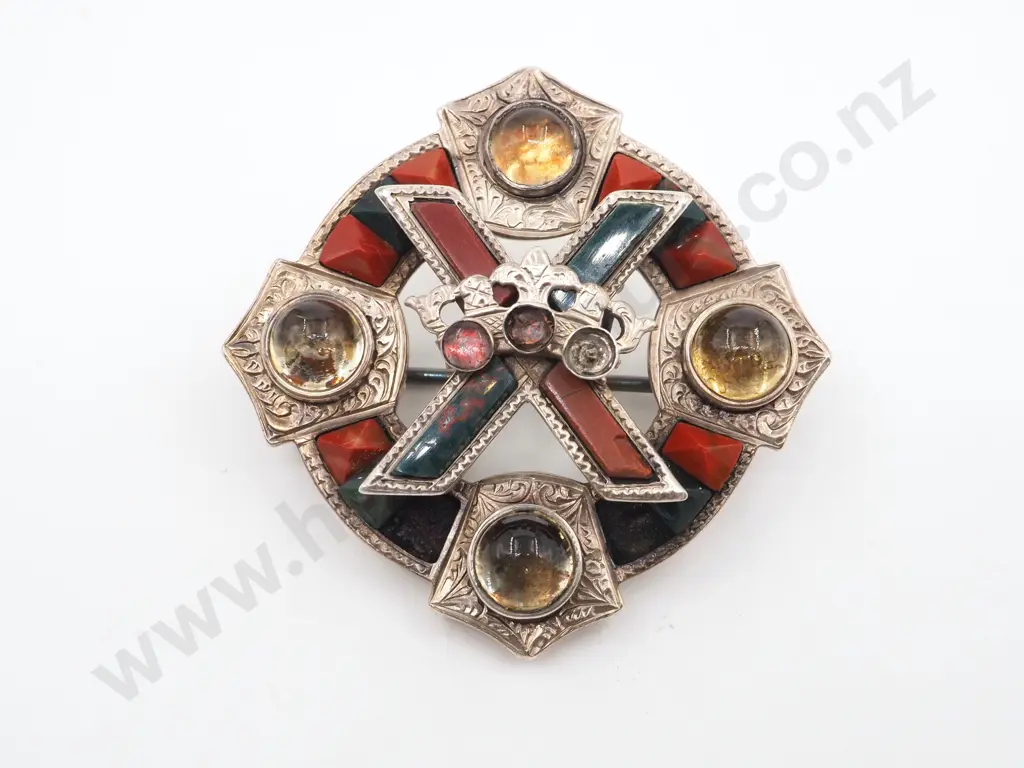 Antique Exceptional Sterling Silver Scottish Pebble & Agate Brooch A/F (Two small stones missing) Image 1++