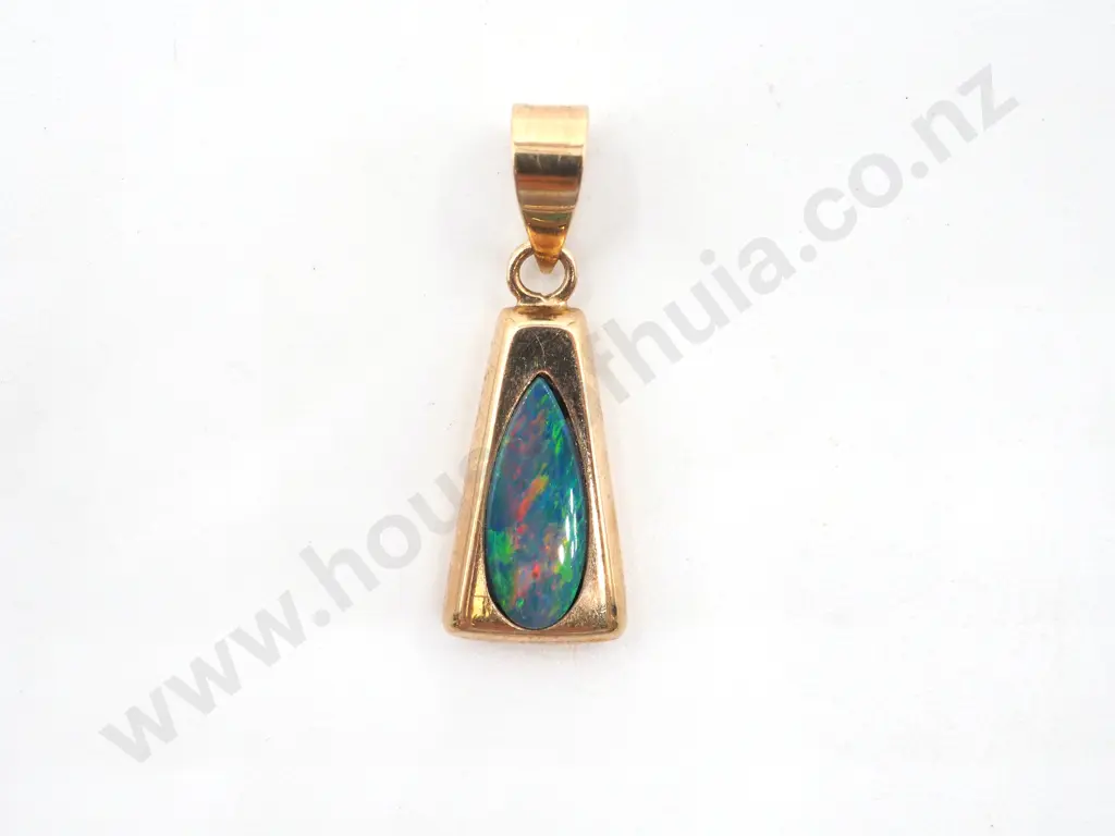 9ct Gold Opal Pendant Image 1++