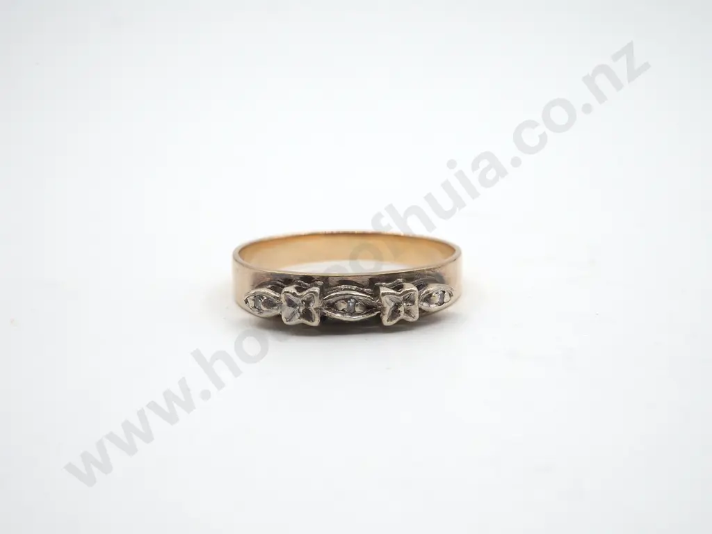 Vintage 9ct Gold Ring Image 1++