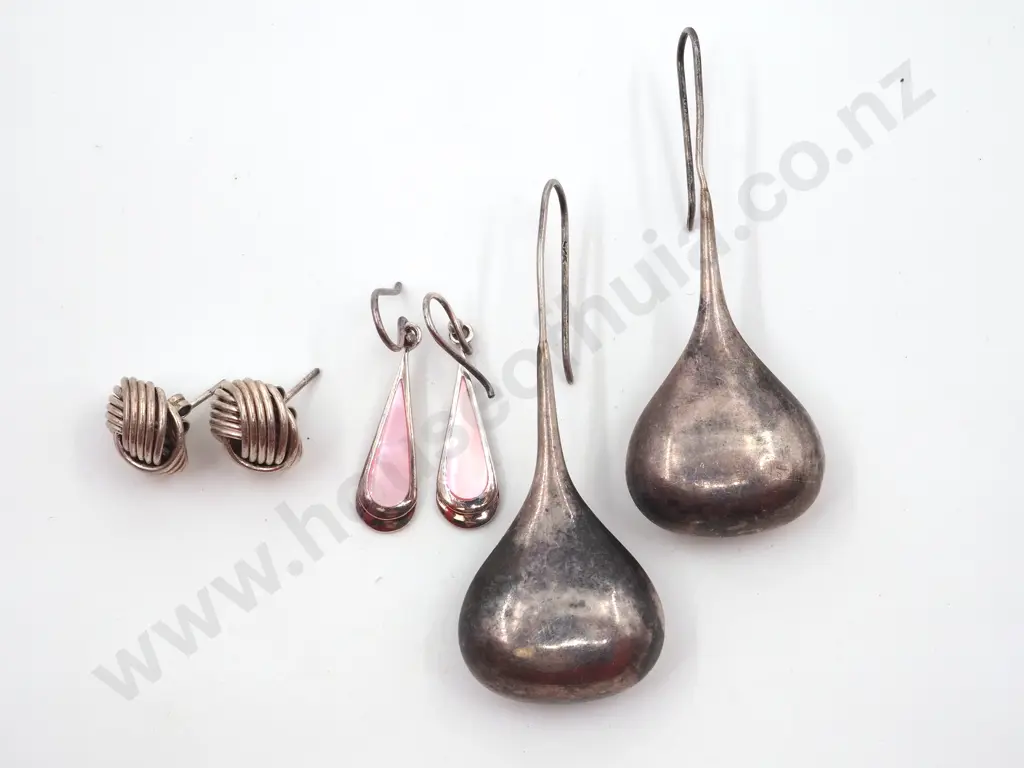 Two Pairs of Sterling Silver Drop Earrings & a Pair of Knot Earrings  Image 1++