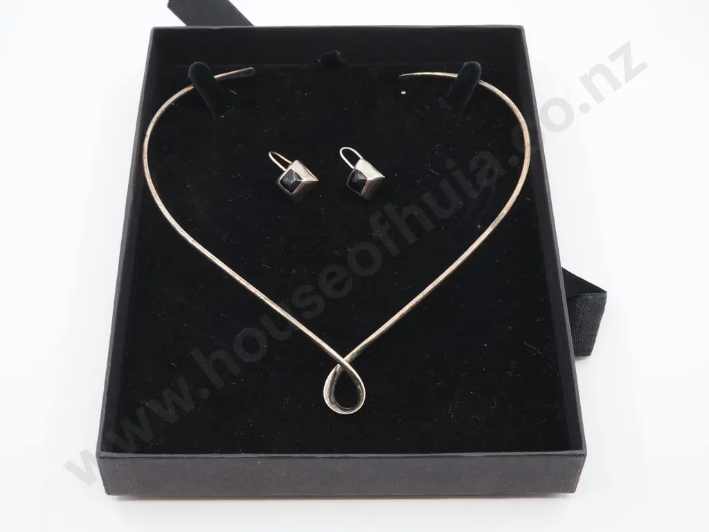 Silver Choker & Sterling Silver & Black Earrings  Image 1++
