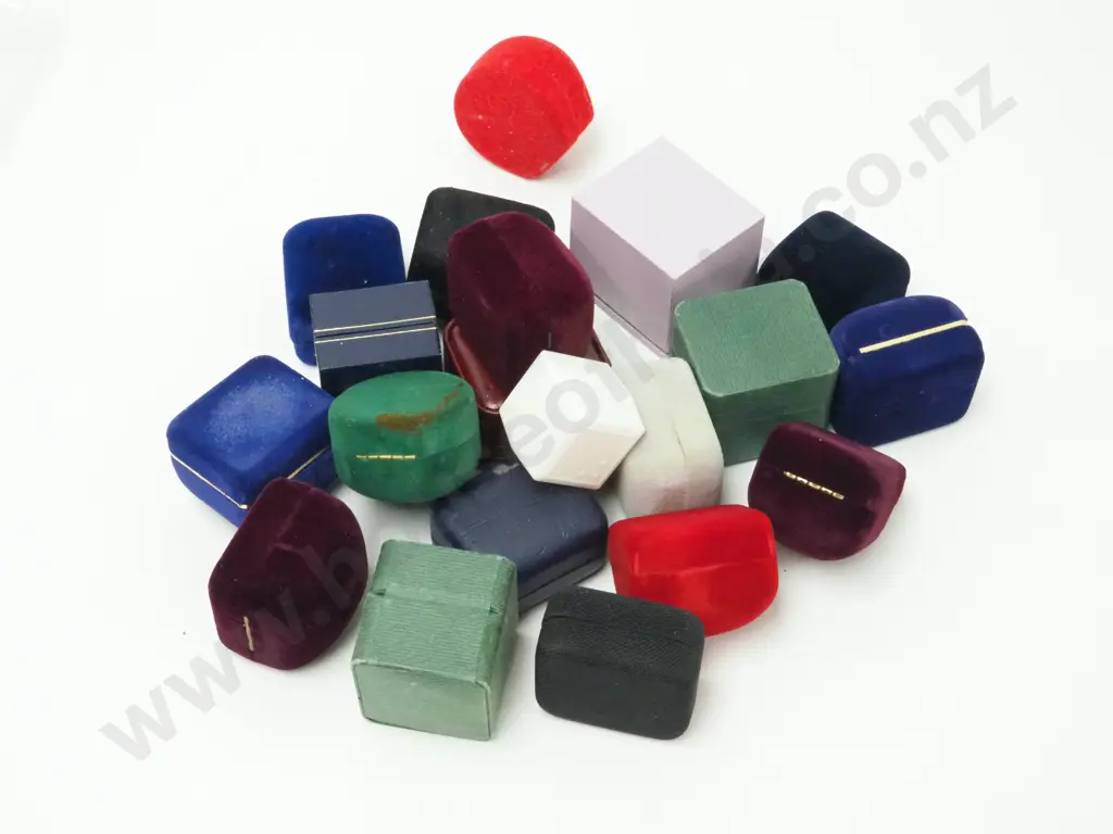 Large Lot of Ring Boxes Image 1++