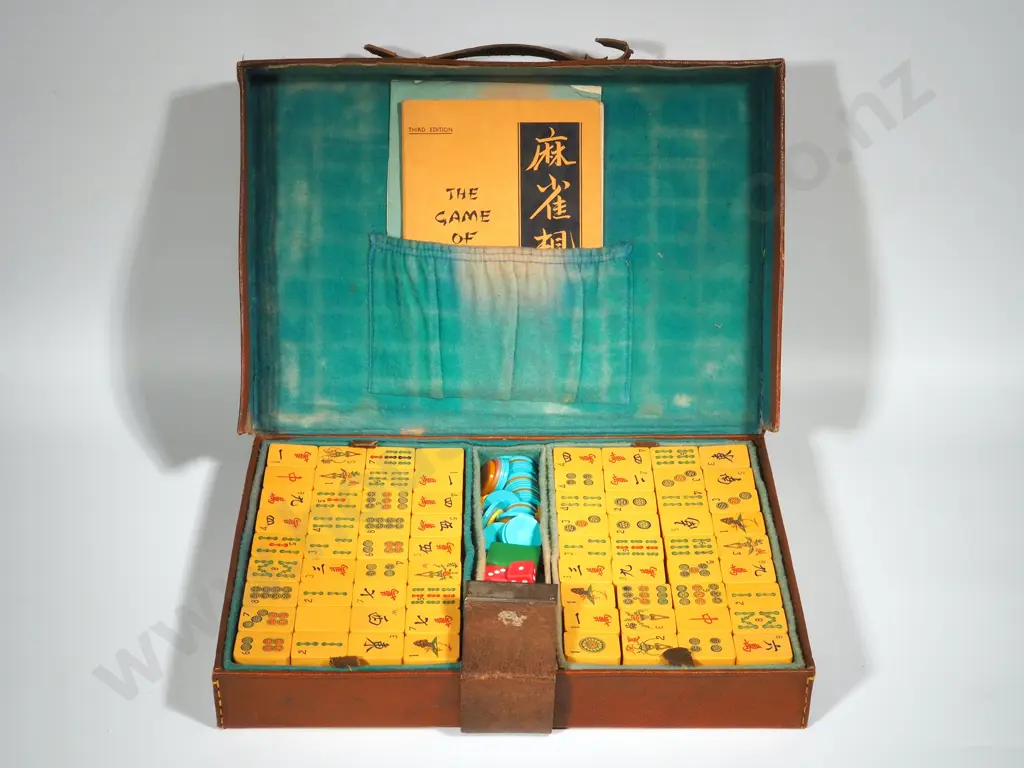 Vintage Butterscotch Bakerlite & Bamboo  Mahjong Set w Racks & Instructions Image 1++