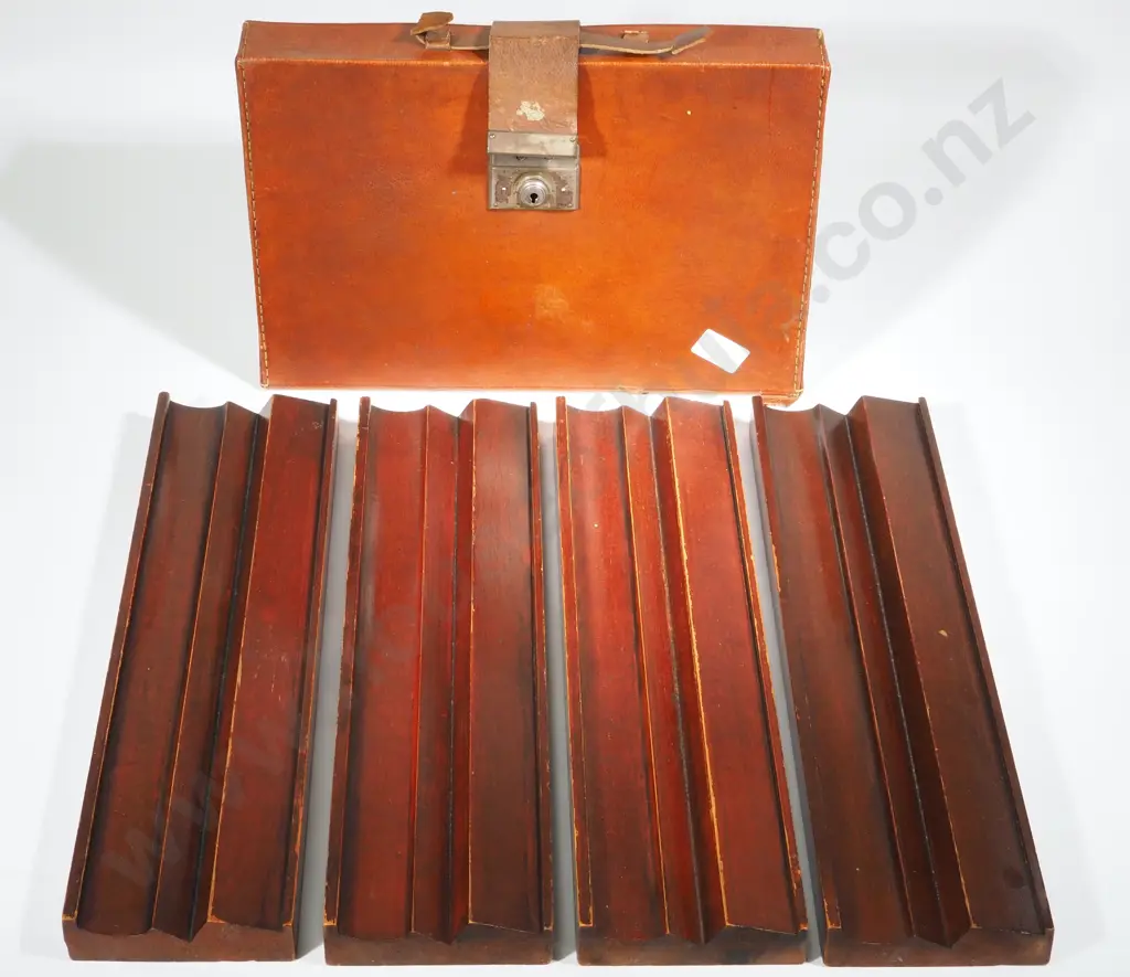 Vintage Butterscotch Bakerlite & Bamboo  Mahjong Set w Racks & Instructions Image 1++