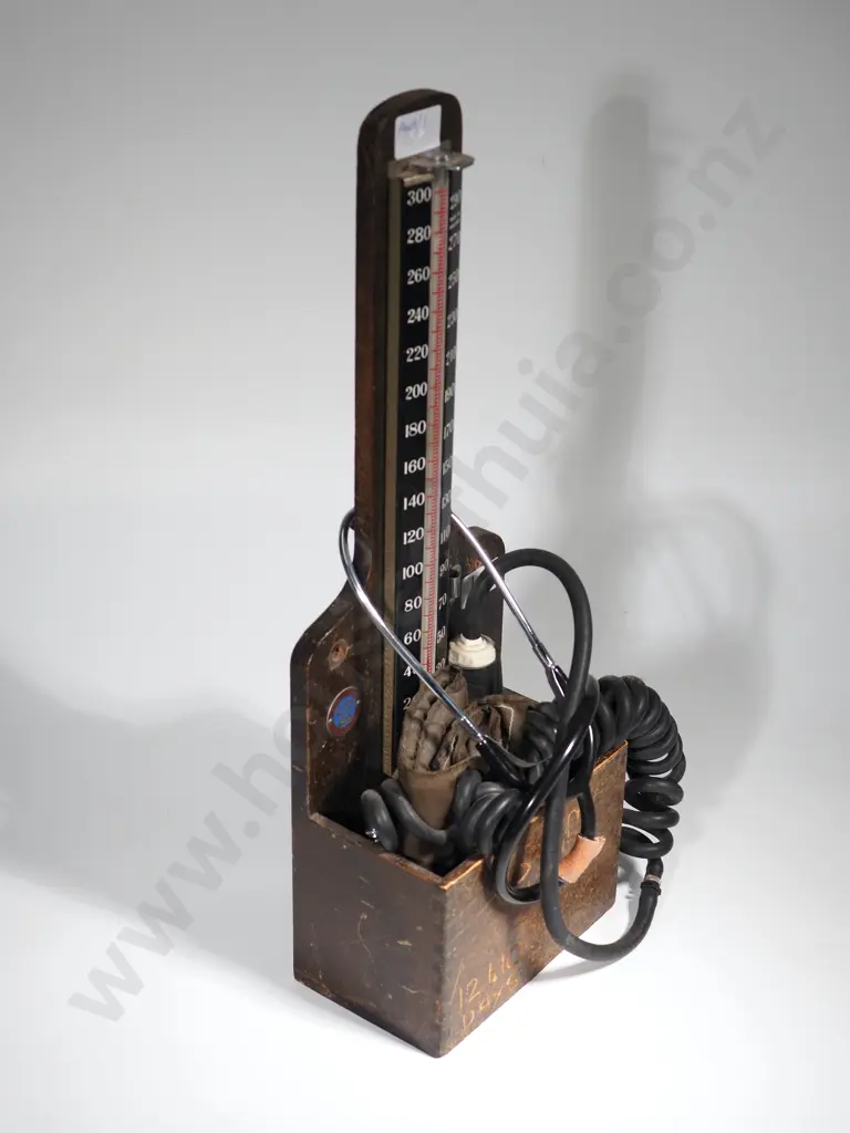 Vintage Sphygmomanometer & Stethoscope Image 1++