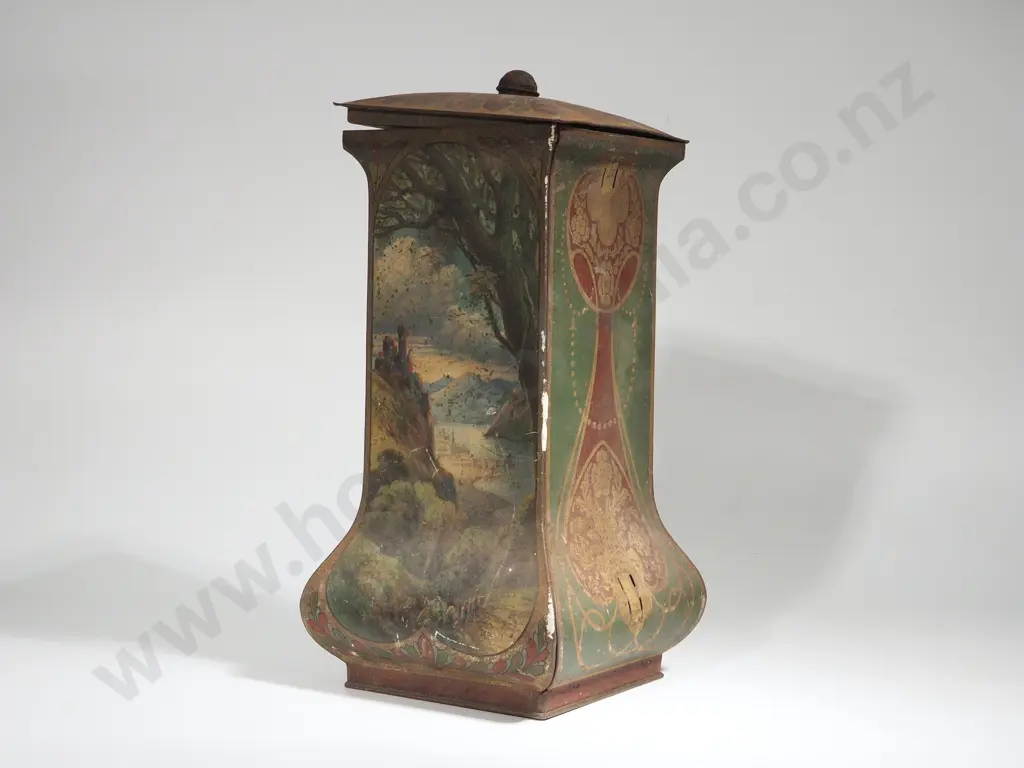 Vintage Art Nouveau Tin Image 1++