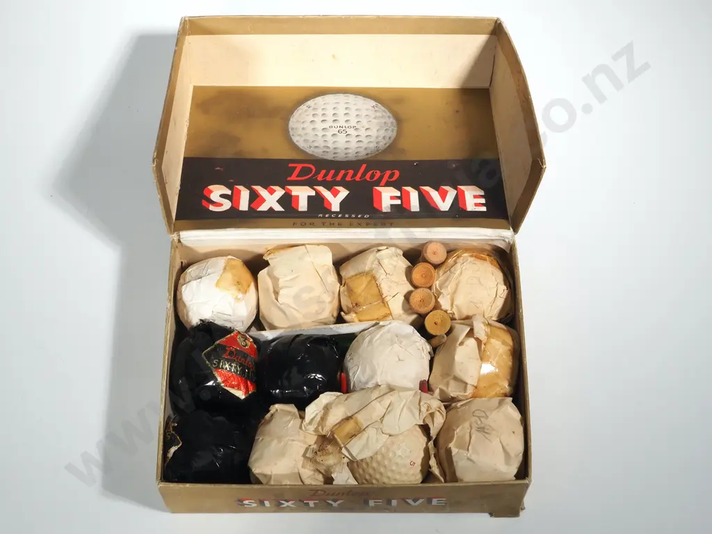 Box of Twelve  Dunlop 65 Golf Balls Image 1++