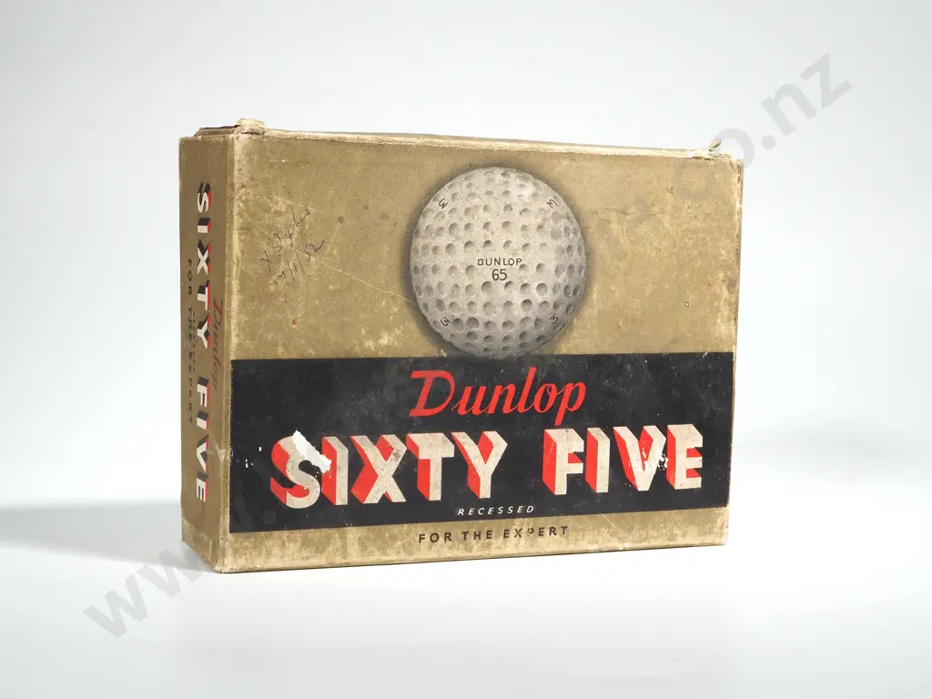 Box of Twelve  Dunlop 65 Golf Balls Image 1++