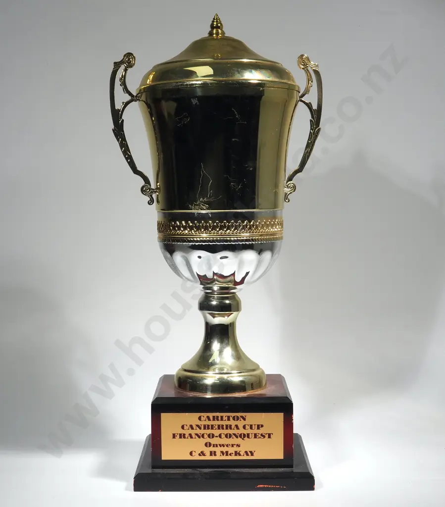 Gold Ross Roderick Tyres Inner City Heat 5 2000 Trophy Image 1++